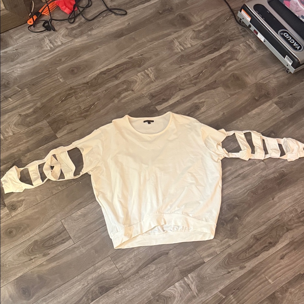 Alberto Makali Cream Blouse with Cut-Out Sleeves